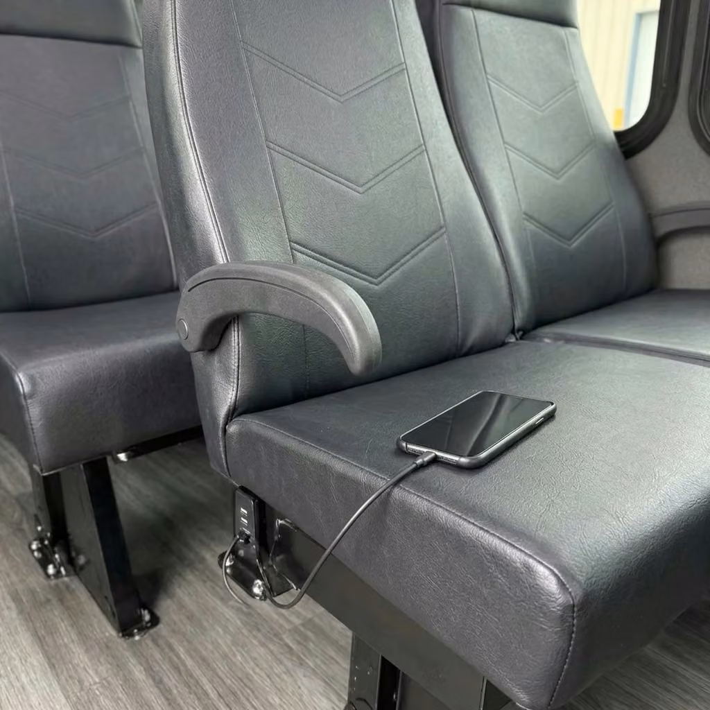 seaside 15 passenger minibus usb charging