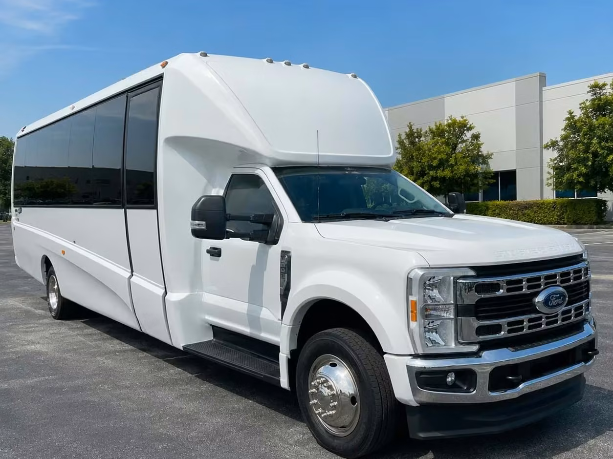 seaside 25 passenger minibus rental