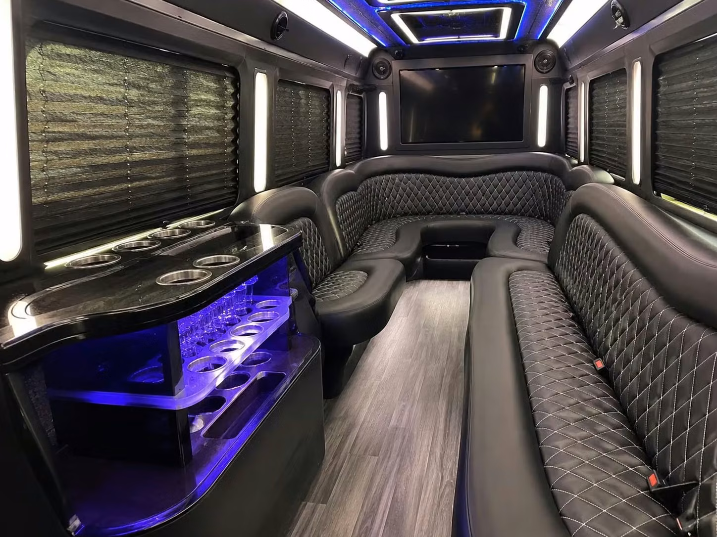 seaside junior and senior prom transportation services in seaside